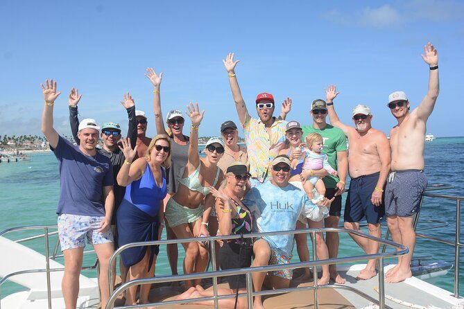 private-catamaran-booze-cruise-snorkeling
