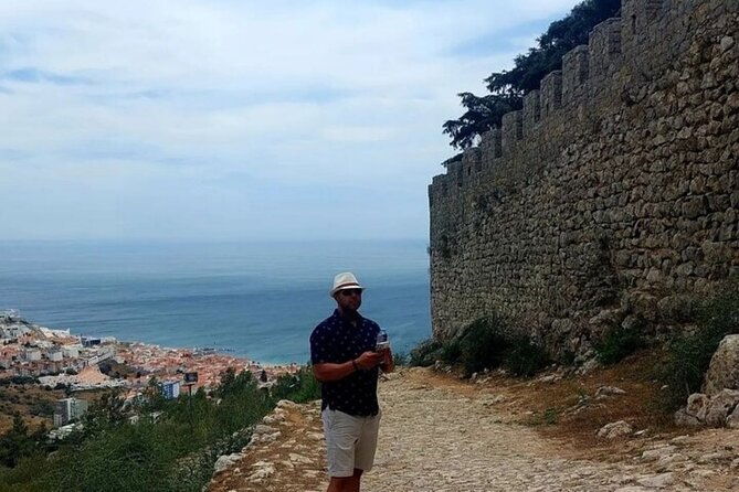 private-cheese-workshop-wine-tasting-and-sesimbra-tour-lisbon
