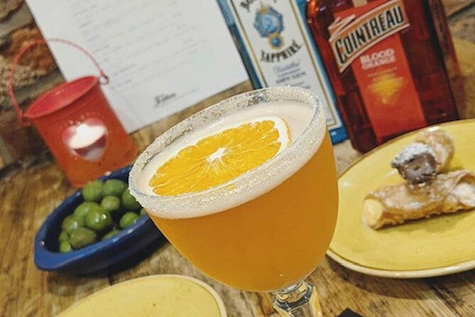 private-cocktail-making-class-in-manchester