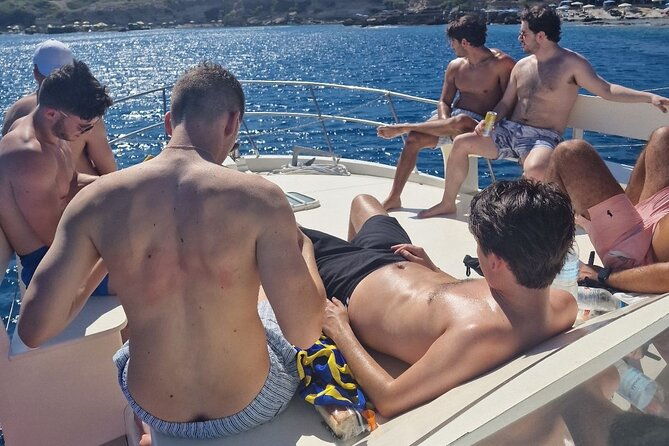 private-daily-cruise-or-sunset-for-swimming-max-11-persons