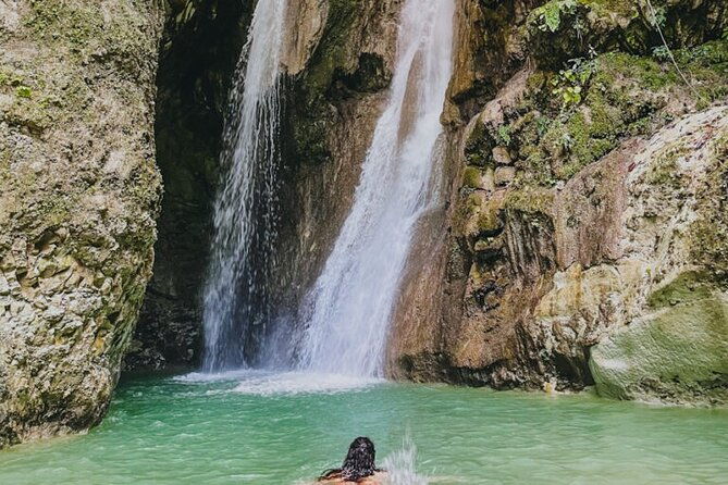 private-damajagua-7-waterfalls-local-food-taino-bay-amber-cove