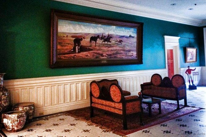 private-drunk-history-tour-lunch-libations-history-2