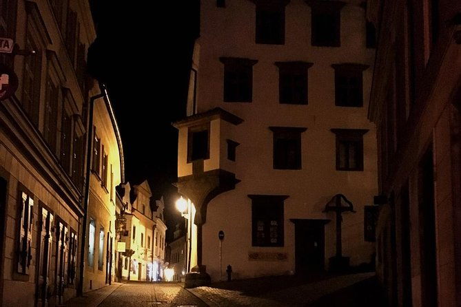 private-evening-tour-cesky-krumlov-old-town-and-castle-area-2