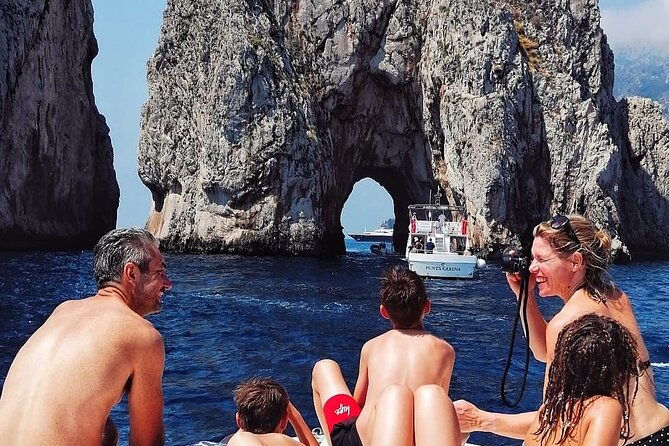 private-full-day-tour-to-capri-with-grottos