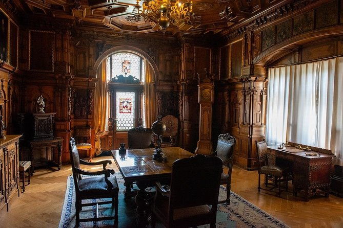 private-full-day-trip-to-peles-bran-draculas-castles-brasov-2