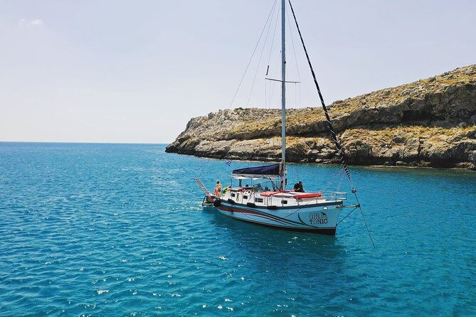 private-full-half-day-boat-trip-in-greece-with-food-and-drinks