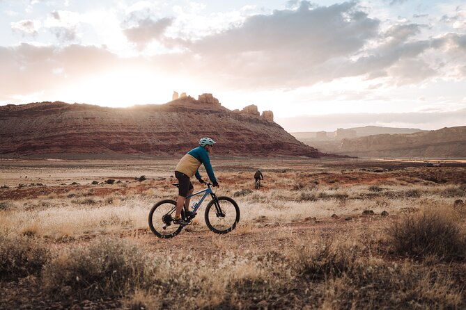 private-group-half-day-moab-brand-trails-guided-mountain-biking-tour-2