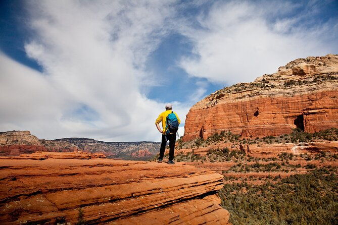 private-guided-hike-in-sedona-with-access-to-oak-creek
