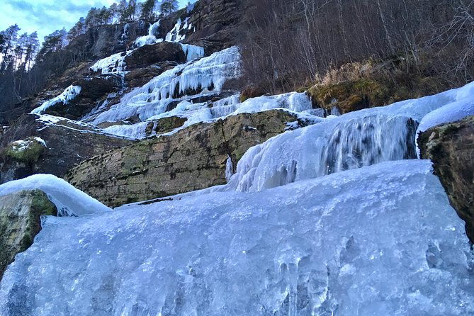 private-guided-tour-highlights-of-norway-trip-to-the-sognefjord-winter-2