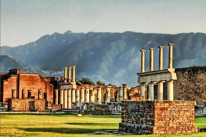 private-guided-tour-of-pompeii-sunset-tour