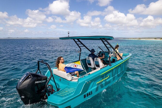 private-half-day-revolve-boat-tour-in-bonaire