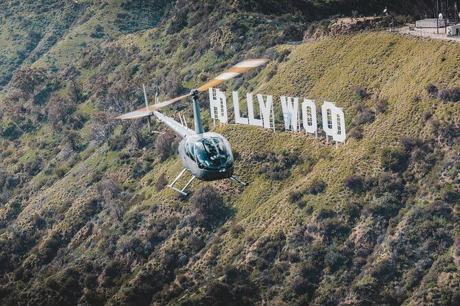 private-helicopter-ride-to-hollywood-sign
