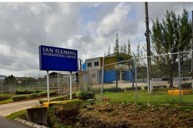 private-ian-fleming-airport-transfer-to-ocho-rios-and-runaway-bay