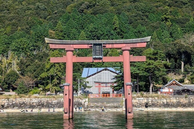 private-lake-biwa-bass-fishing-and-sightseeing