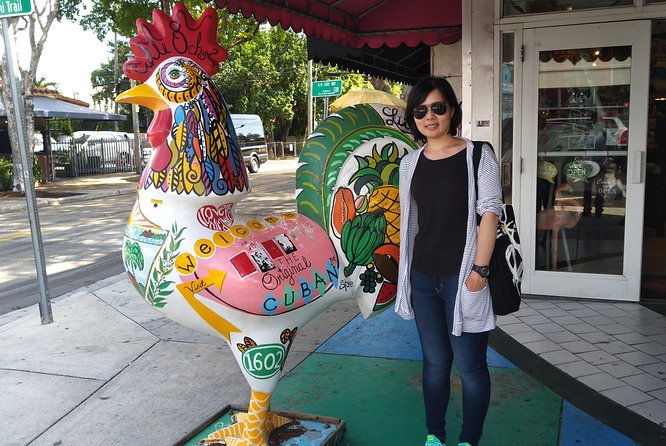 private-little-havana-tour-cuban-host-museum-food-art-live-music