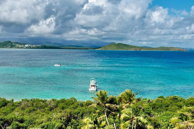 private-luxury-35-yacht-from-fajardo-to-icacos-or-palomino
