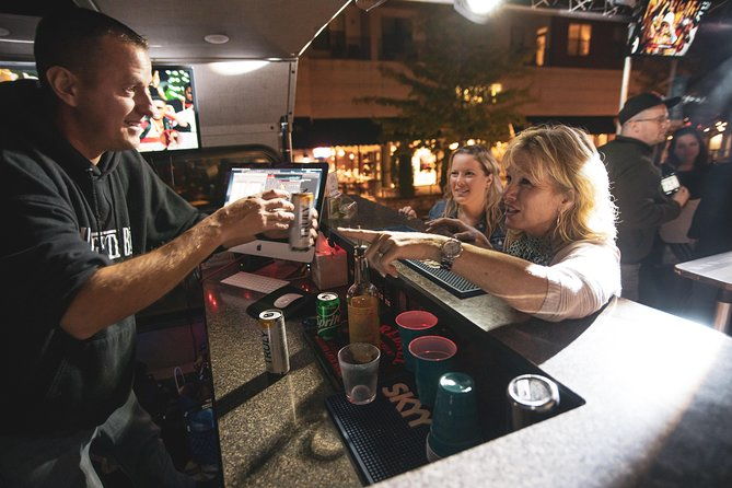 private-nashville-open-air-party-bus-tour-w-dj-bartender-21