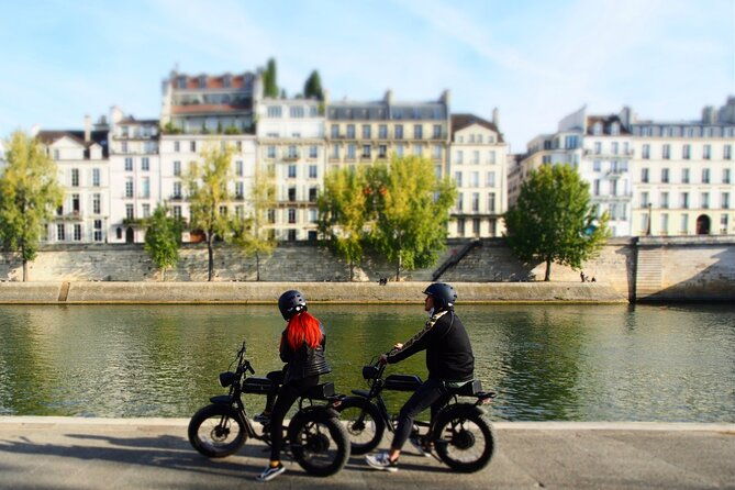 private-parisian-electric-bike-ride-with-video
