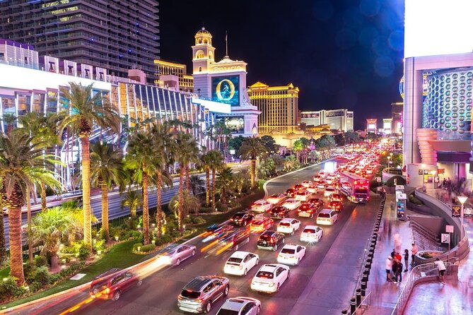 private-party-bus-tour-of-the-las-vegas-strip-champagne-toast