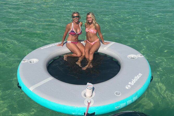 private-pontoon-in-crab-island-with-captain