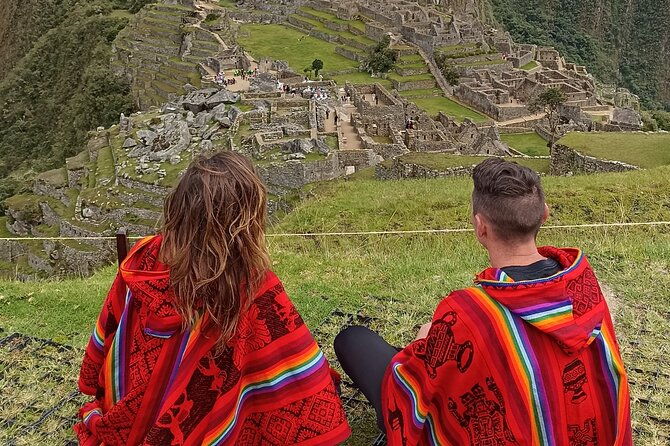 private-professional-guide-in-machupicchu-from-aguas-calientes