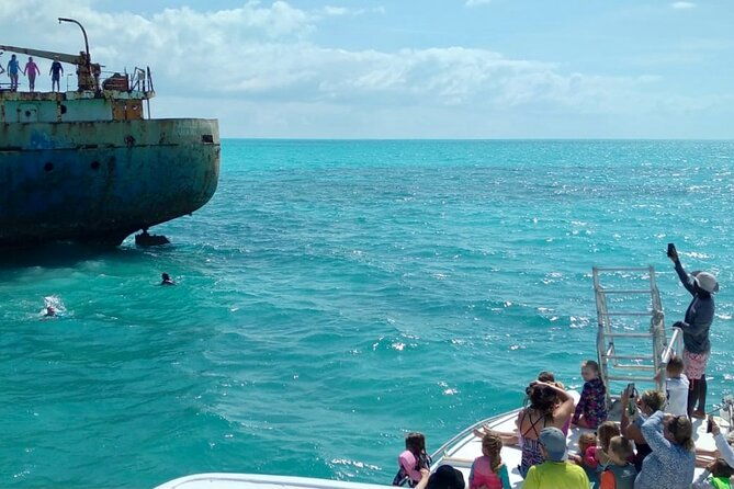 private-reef-beach-and-sandbar-tour-from-providenciales