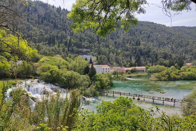 private-roundtrip-transfer-from-zadar-to-krka-national-park