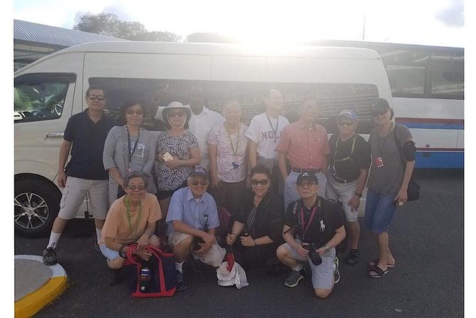 private-roundtrip-transfer-montego-bay-airport-excellence-oyster