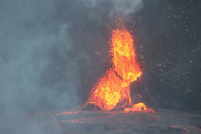 private-shore-excursion-hilo-volcanoes-national-park-up-to-11-ppl-2