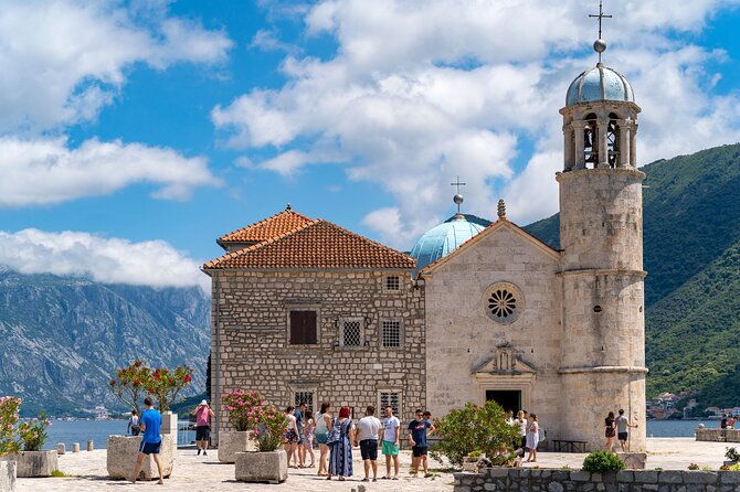 private-shore-excursion-in-kotor-bay-with-organic-lunch-2-hours