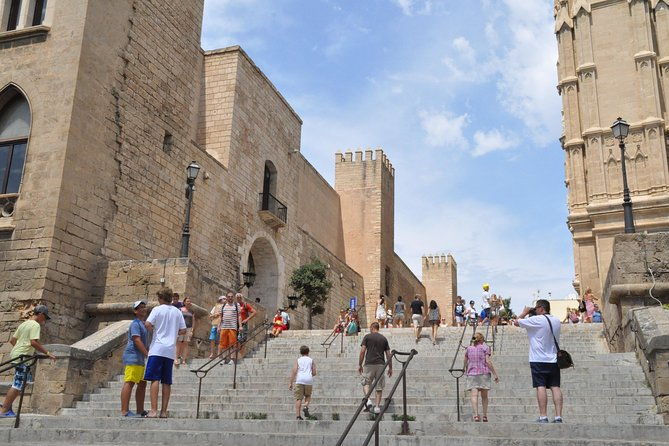 private-shore-excursion-to-valldemossa-and-palma-de-mallorca