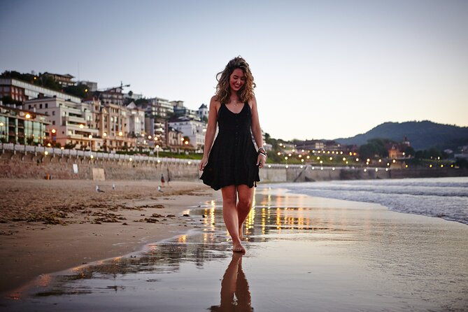 private-sunset-photo-session-on-la-concha-beach