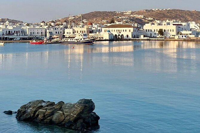 private-tour-discover-highlights-of-mykonos-with-a-local