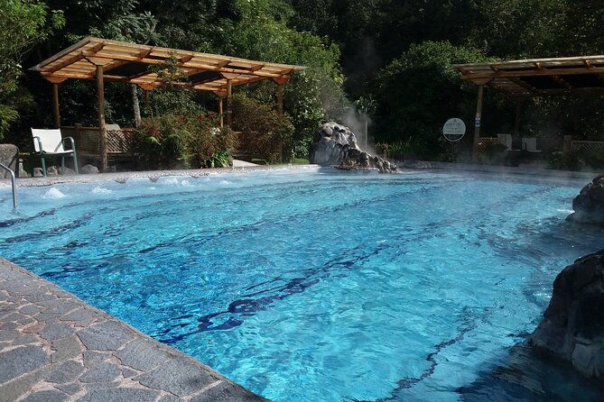 private-tour-from-quito-to-papallacta-hot-springs-ticket-included