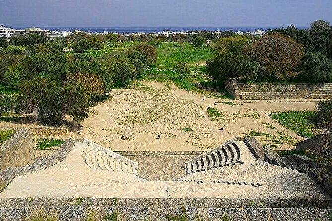 private-tour-of-rhodes-landmarks-with-beach-time