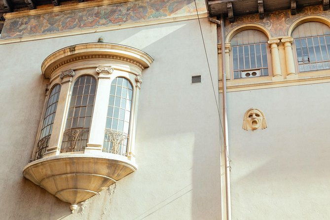 private-tour-of-verona-highlights-hidden-gems-with-locals-snack-included