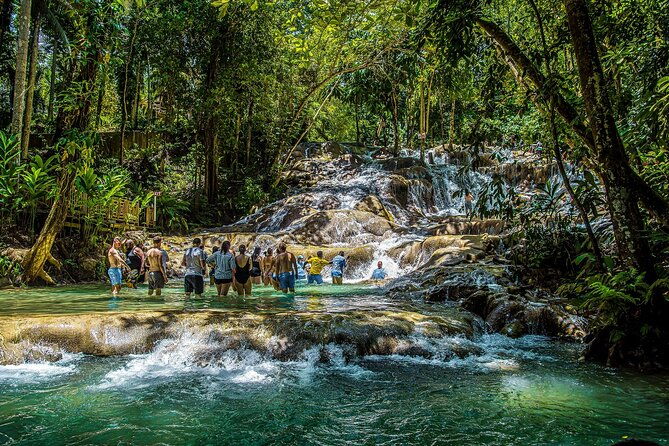 private-tour-to-dunns-river-falls-bob-marley-nine-mile-w-entry