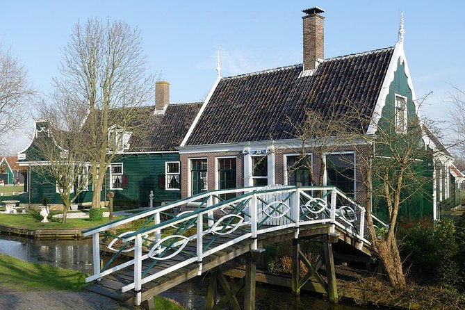 private-tour-to-giethoorn-the-windmills-cheese-from-amsterdam