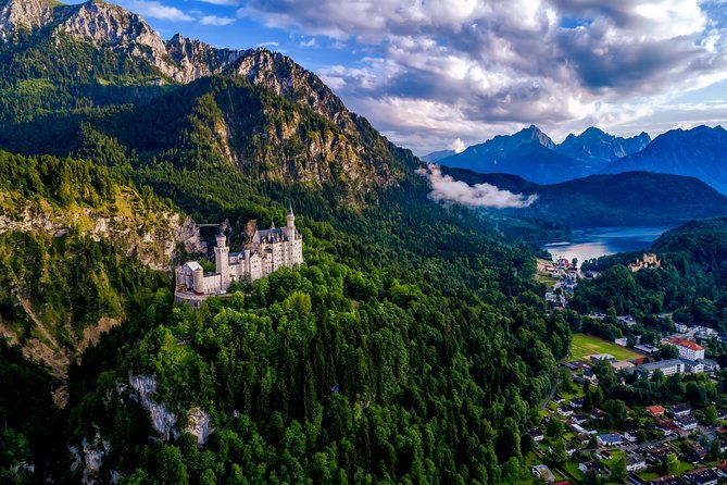 private-tour-to-neuschwanstein-linderhof-skip-the-line-lunch