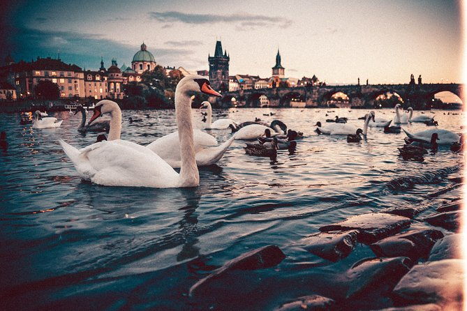private-transfer-from-berlin-to-prague-with-2h-of-sightseeing
