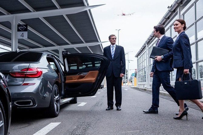 private-transfer-from-larnaca-airport-to-nicosia