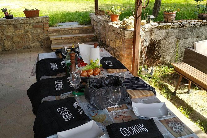 private-tuscan-cooking-class-and-wine-tasting-in-radda-in-chianti-with-giorgia