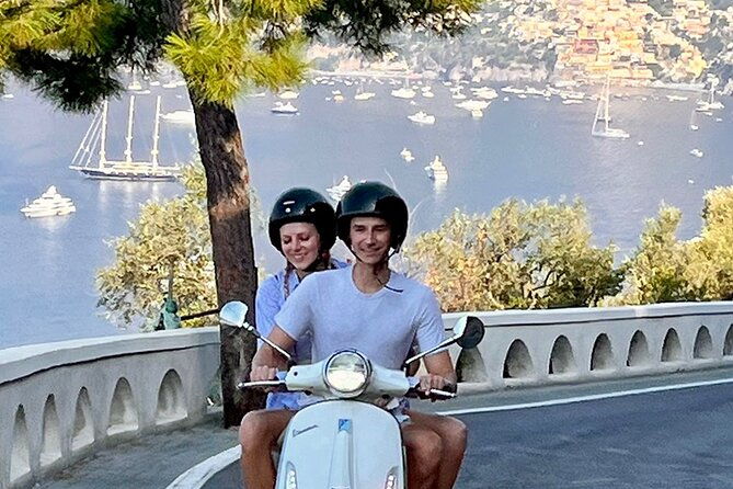 private-vespa-scooter-adventure-on-the-amalfi-coast