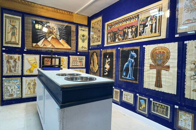 private-walking-tour-in-elmoez-street-khan-elkhalili-market