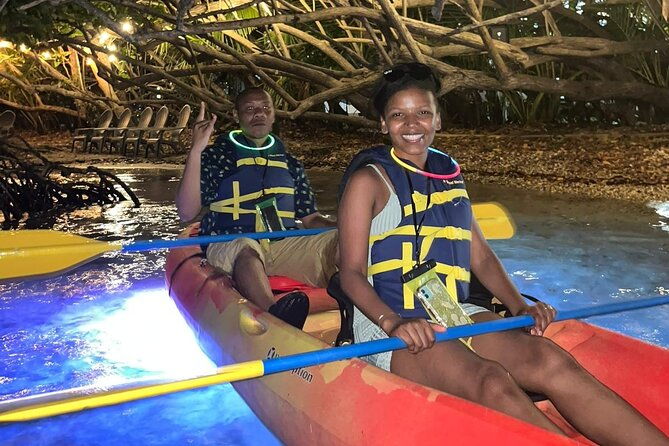 puerto-rico-night-kayaking-guided-tour-in-condado-lagoon