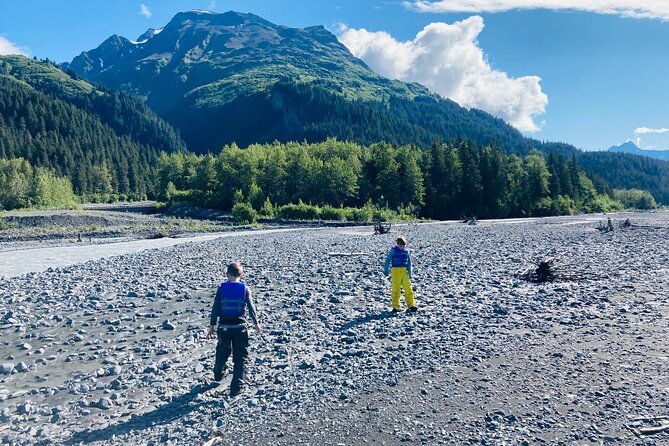 rafting-adventure-on-resurrection-river-from-seward-alaska-2