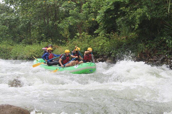 rafting-pacuare-river-from-la-fortuna-w-shuttle-to-puerto-viejo-or-san-jose
