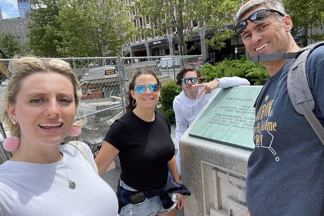 record-breaker-quest-scavenger-hunt-in-boston