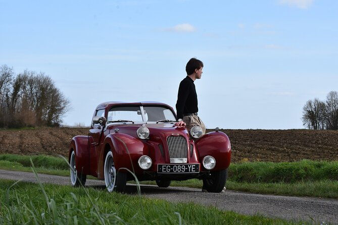 retro-road-trip-mehari-2cv-burton-in-rochefort-la-rochelle