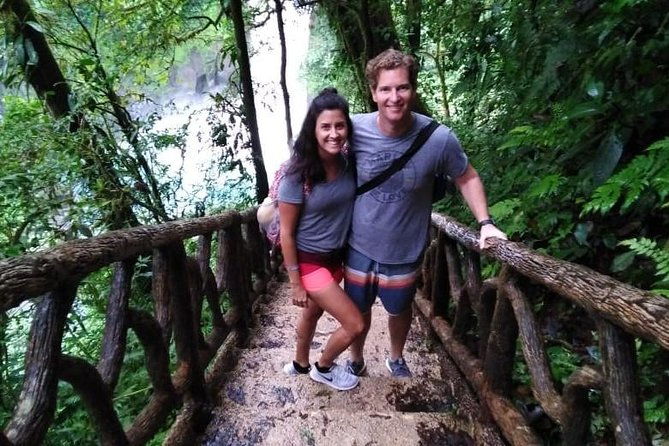 rio-celeste-waterfall-hike